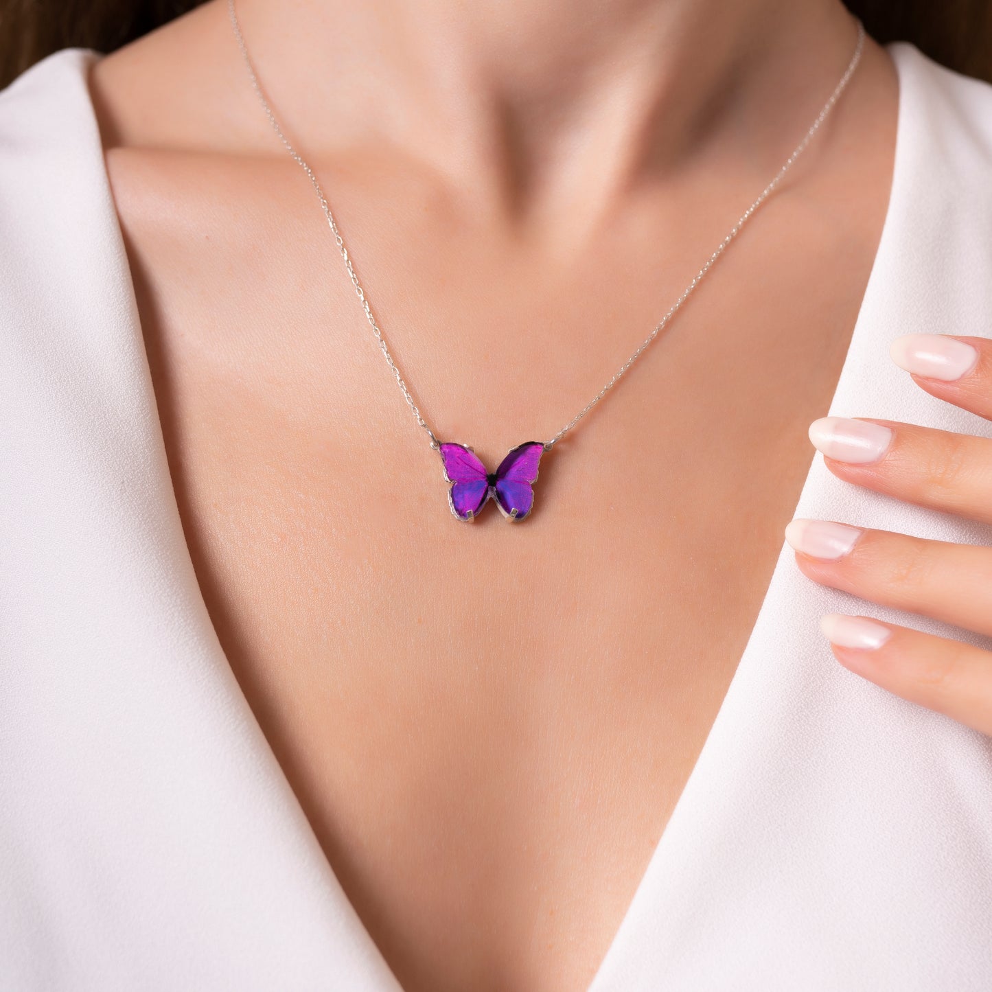 925 Ayar Gümüş Mor Kelebek Tasarımlı Kolye
