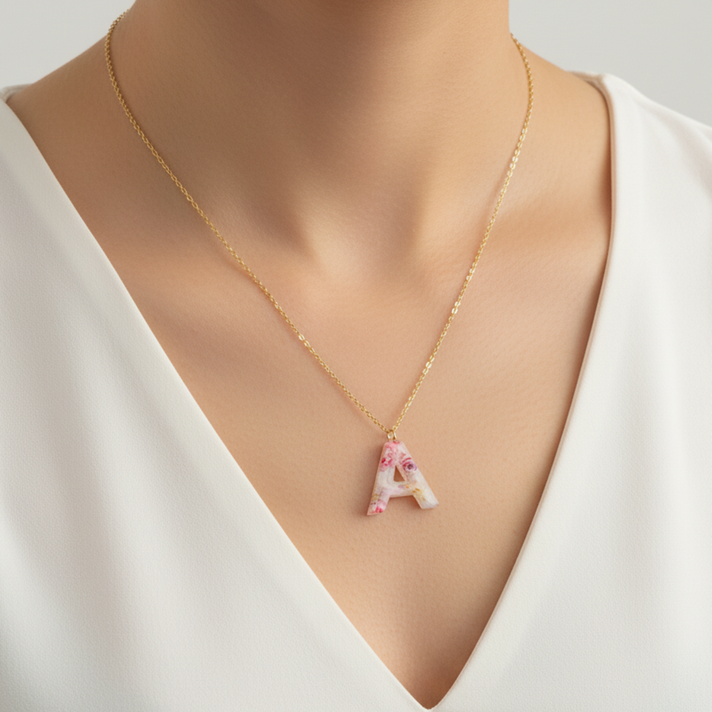 925 Ayar Gümüş Kişiye Özel Çiçek Tasarımlı Harf Kolye