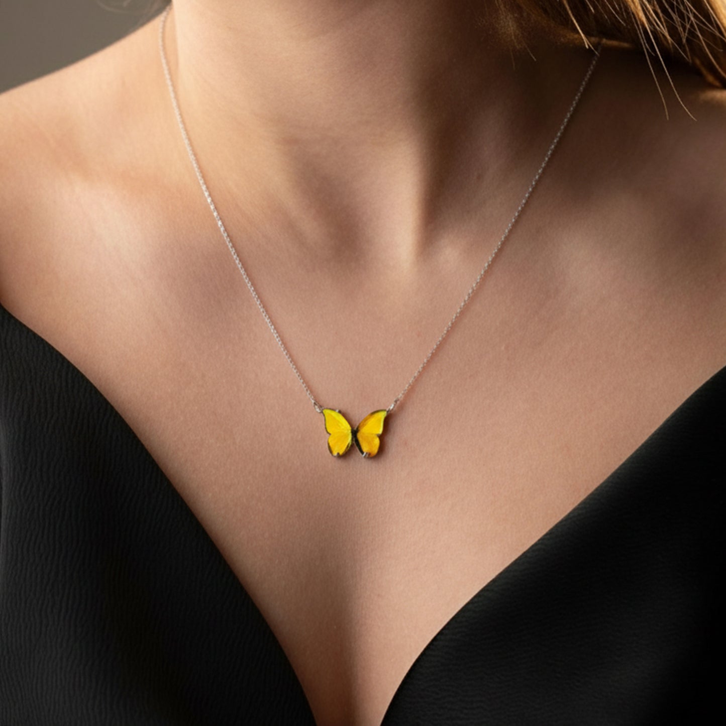 925 Ayar Gümüş Sarı Kelebek Tasarımlı Kolye