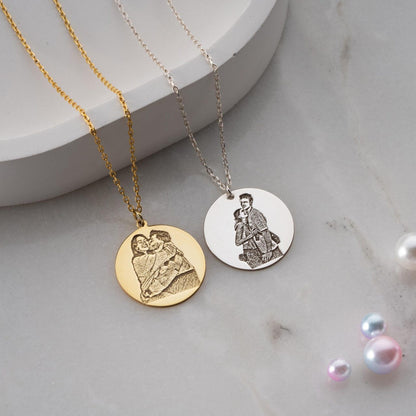 925 Ayar Gümüş Karakalem Çizimli Fotoğraf Kolye